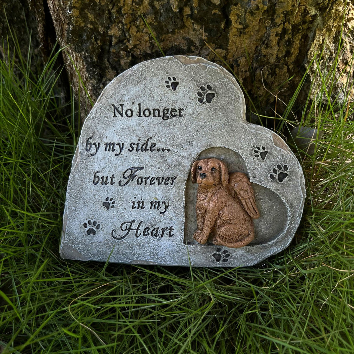 Outdoor Heart Shaped Monument for Dogs by eprolo