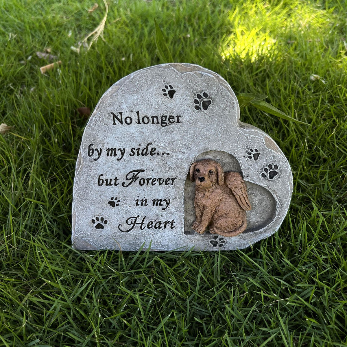 Outdoor Heart Shaped Monument for Dogs by eprolo